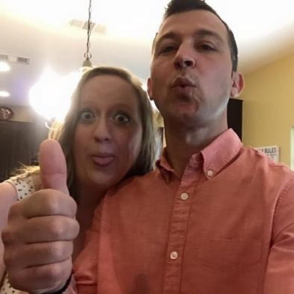 Meet your Posher, Jennifer - Picture 3 of 5